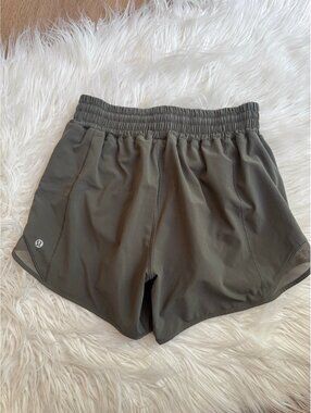 Lululemon shorts 4”  size 4
